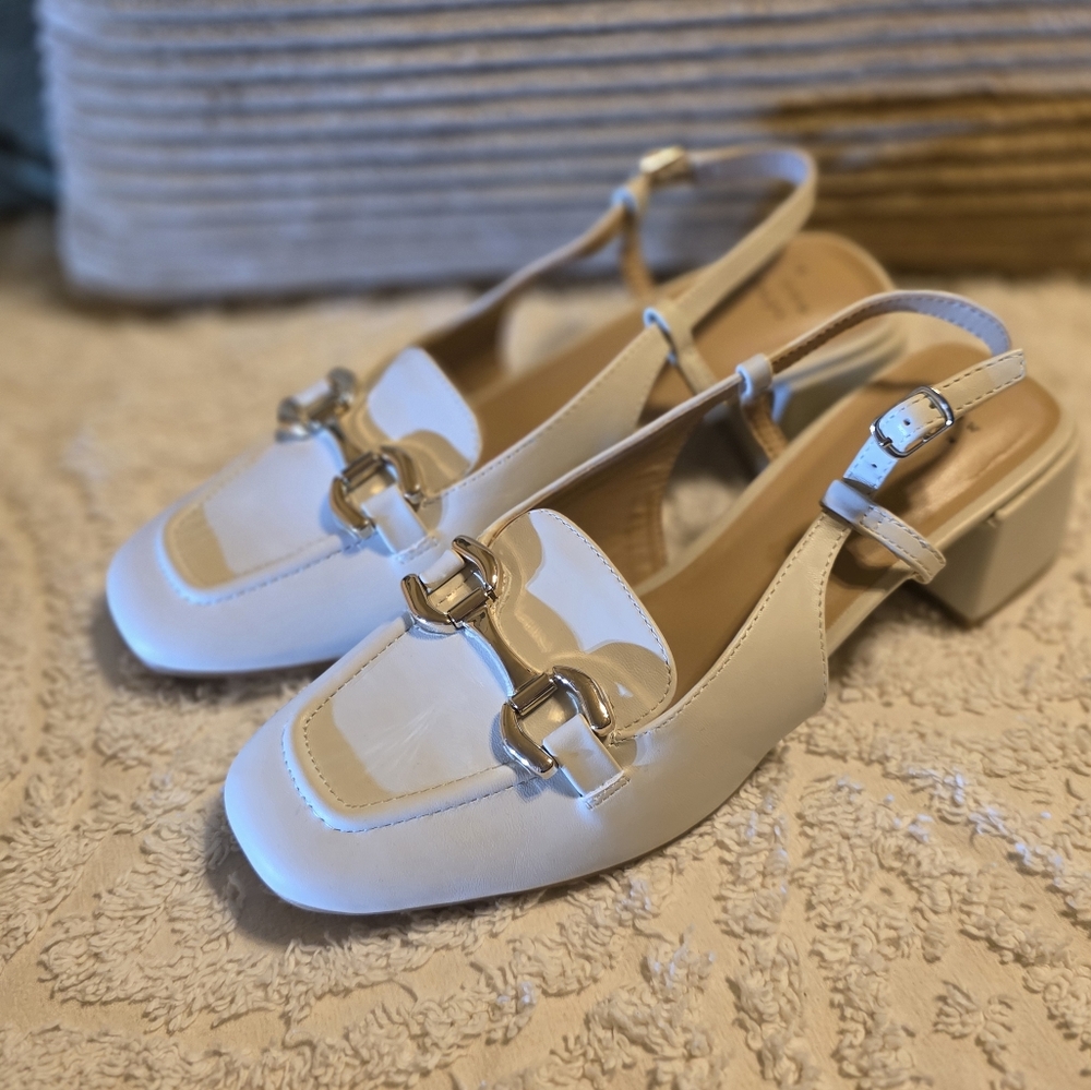 Chic Cream Slingback Loafers with Buckle